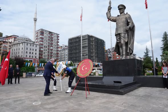 ATATÜRK’ÜN RİZE’YE GELİŞİNİN 102. YILI